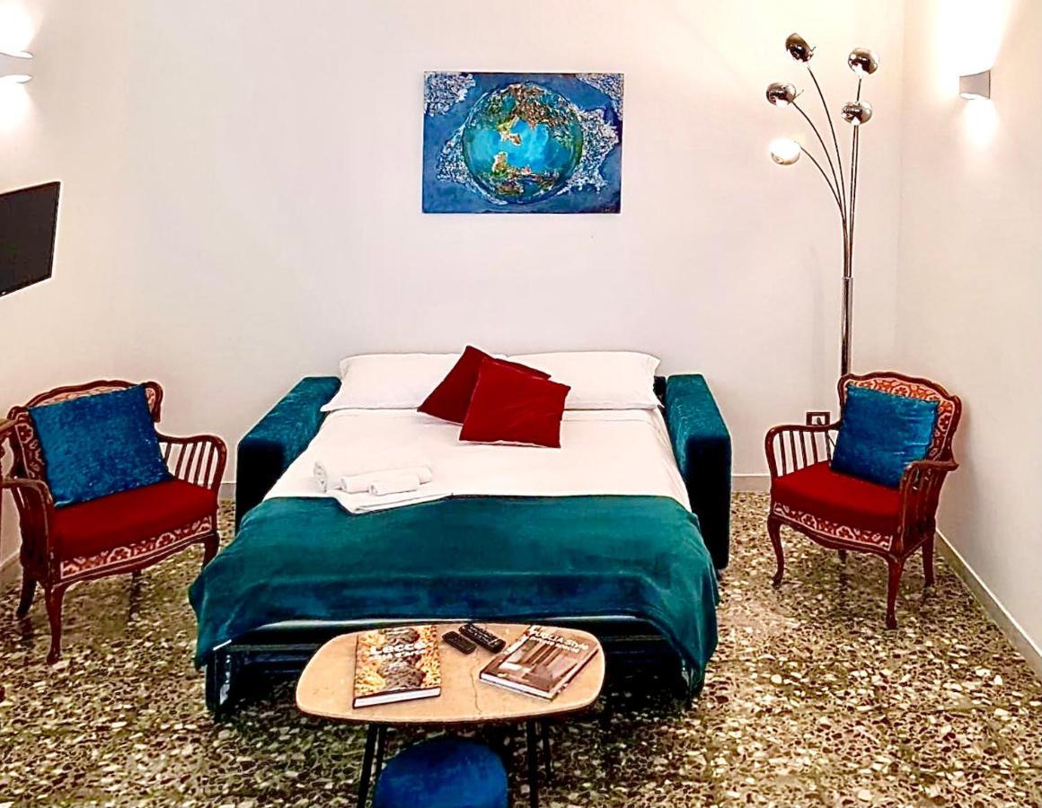 Apartamento La Casa di Julia Lecce Exterior foto