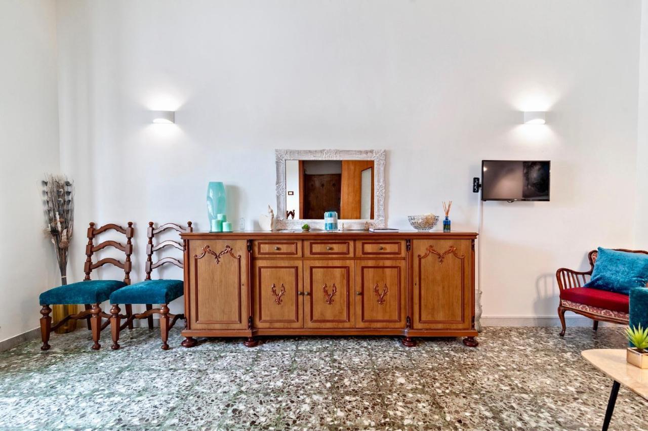 Apartamento La Casa di Julia Lecce Exterior foto